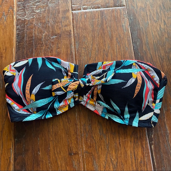 Body Glove Floral Bandeua Bikini Set - Picture 2 of 6